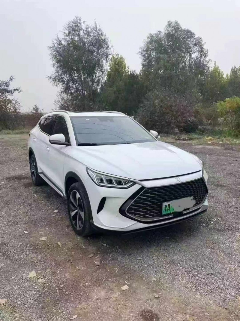 保定23年比亚迪宋3