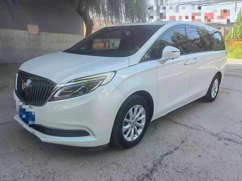 保定17年别克GL82