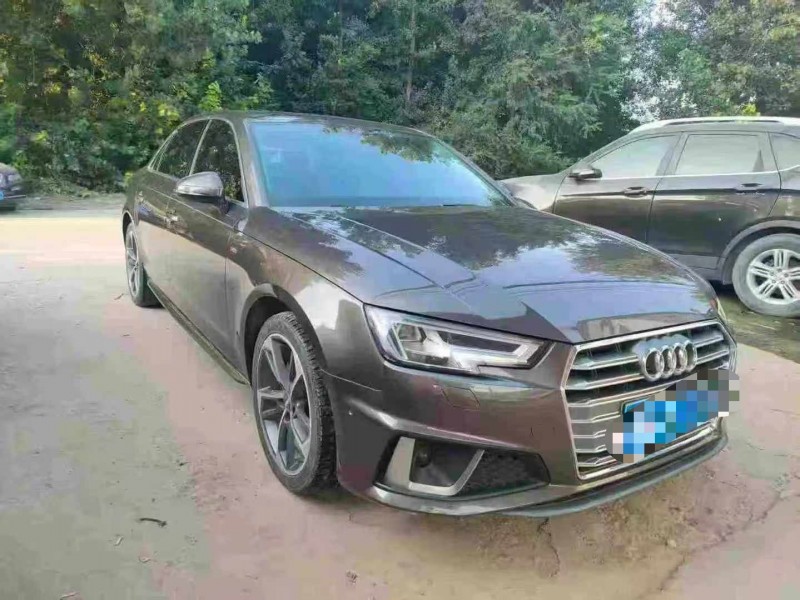 保定19年奥迪A4L3