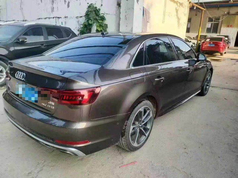 保定19年奥迪A4L7