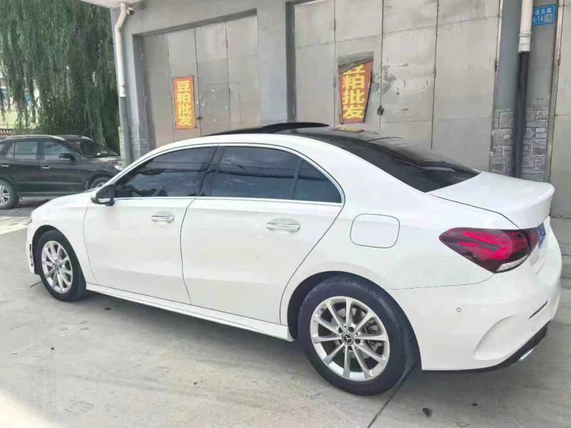 保定21年奔驰A8