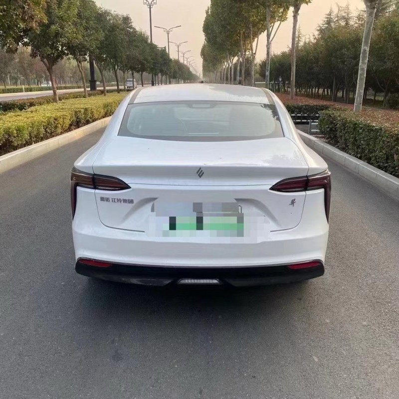 青岛23年江铃弈3