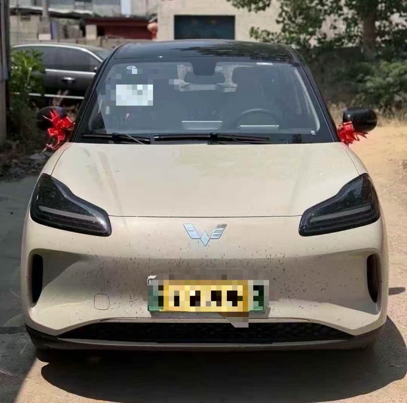 菏泽25年五菱汽车缤果1