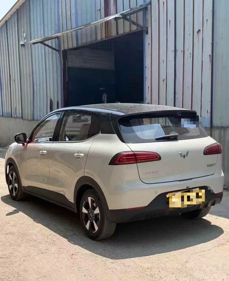 菏泽25年五菱汽车缤果7