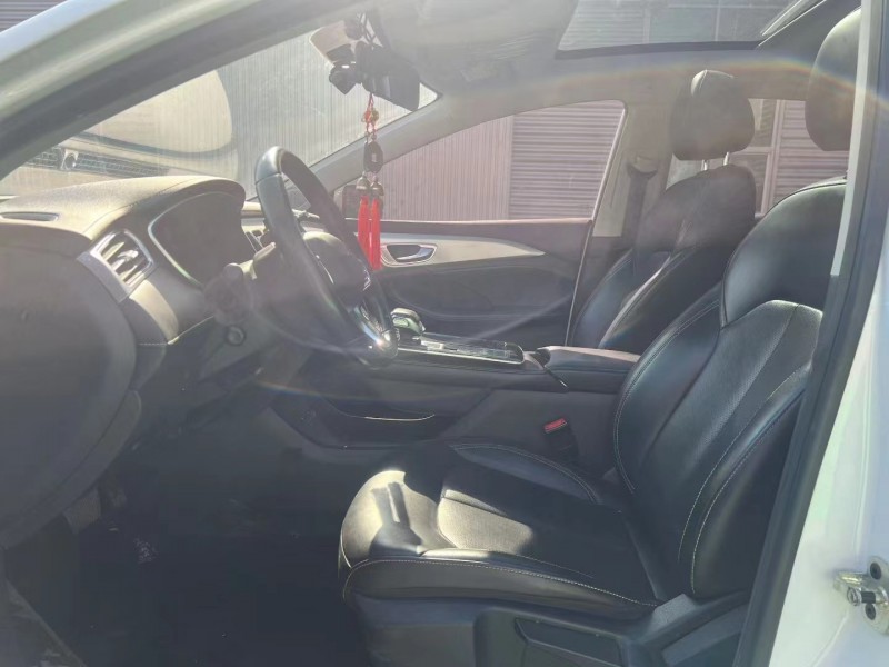 临沂22年荣威i64