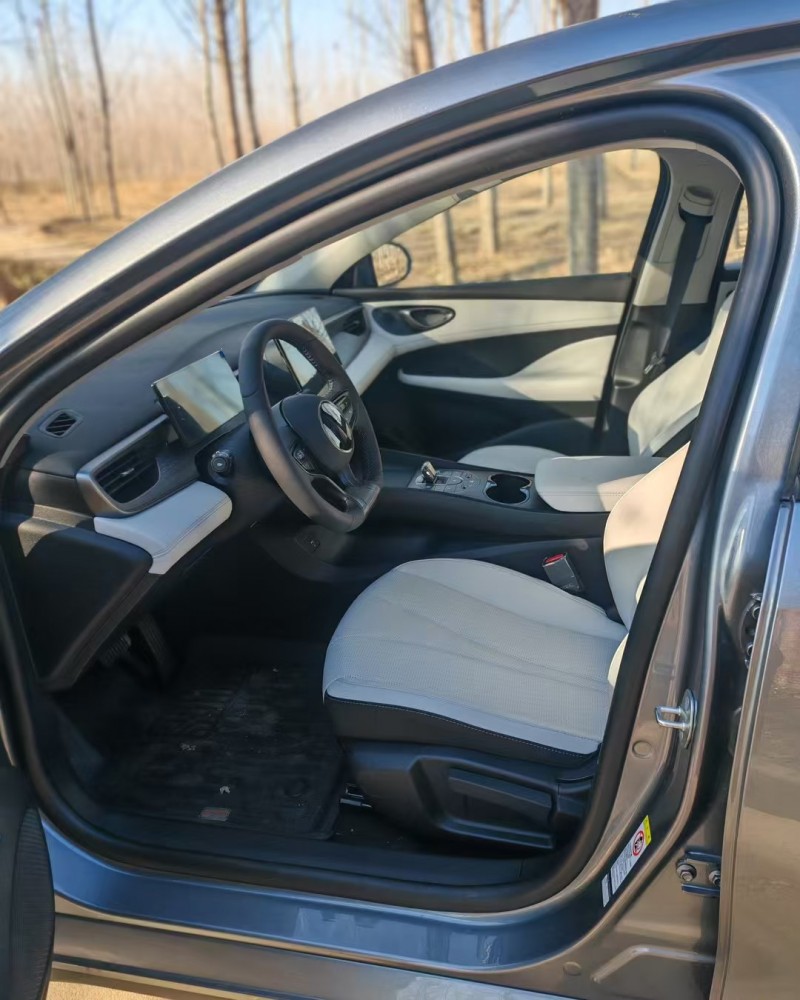 聊城25年比亚迪海豹4