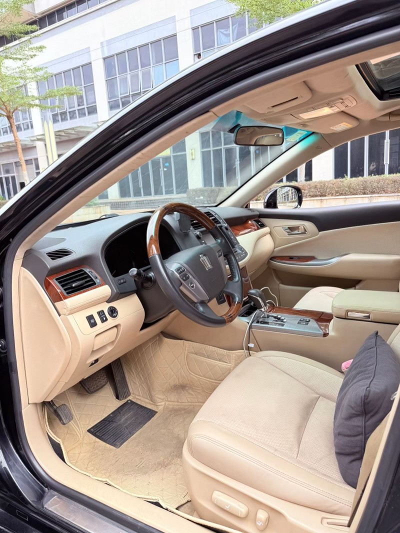 东莞15年丰田皇冠8