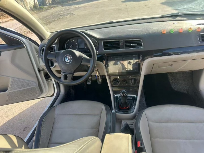 郑州15年大众朗行5