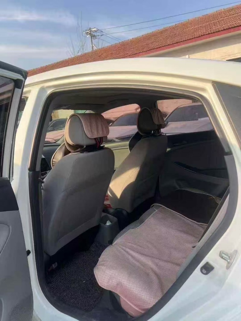 菏泽16年现代瑞纳6