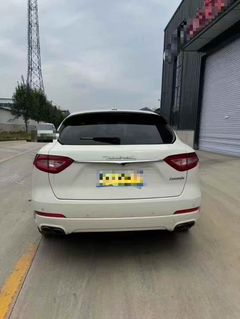 菏泽17年玛莎拉蒂Levante9