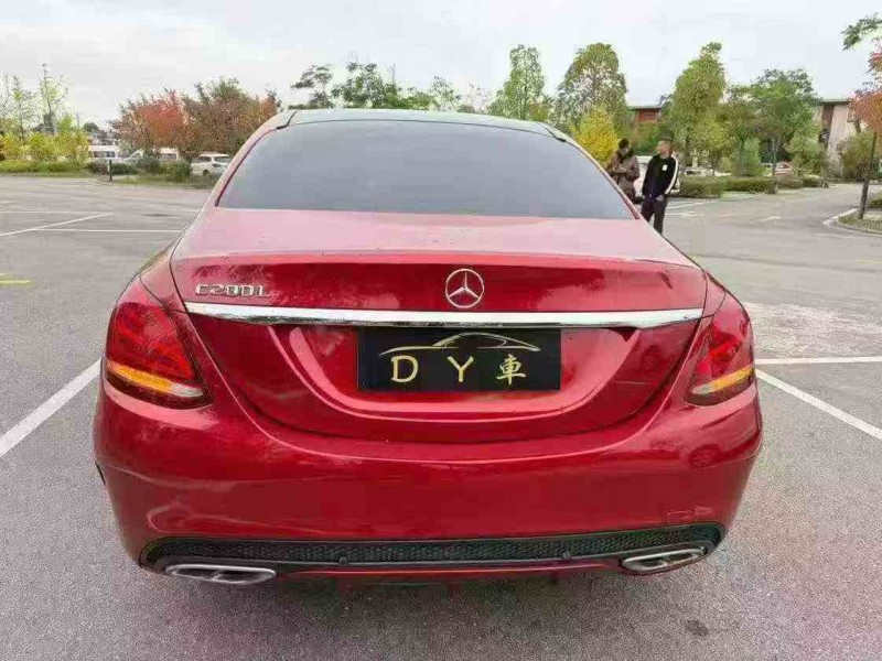 保山16年奔驰C8