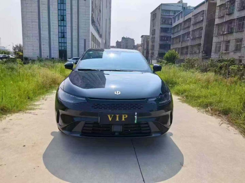 襄阳24年零跑汽车C011