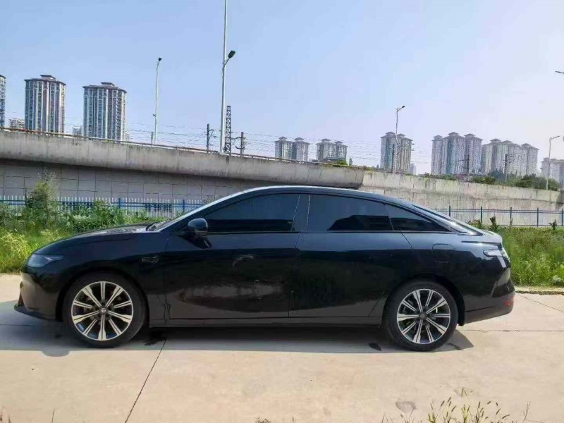 襄阳24年零跑汽车C018