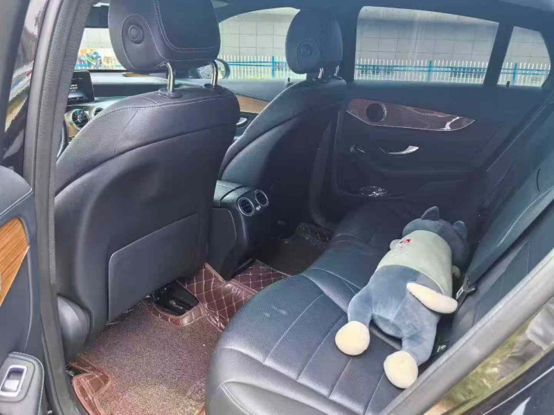 襄阳19年奔驰GLC7