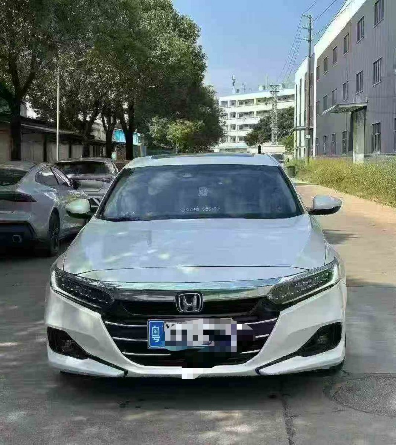 珠海22年本田雅阁1