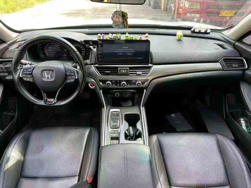 珠海22年本田雅阁6