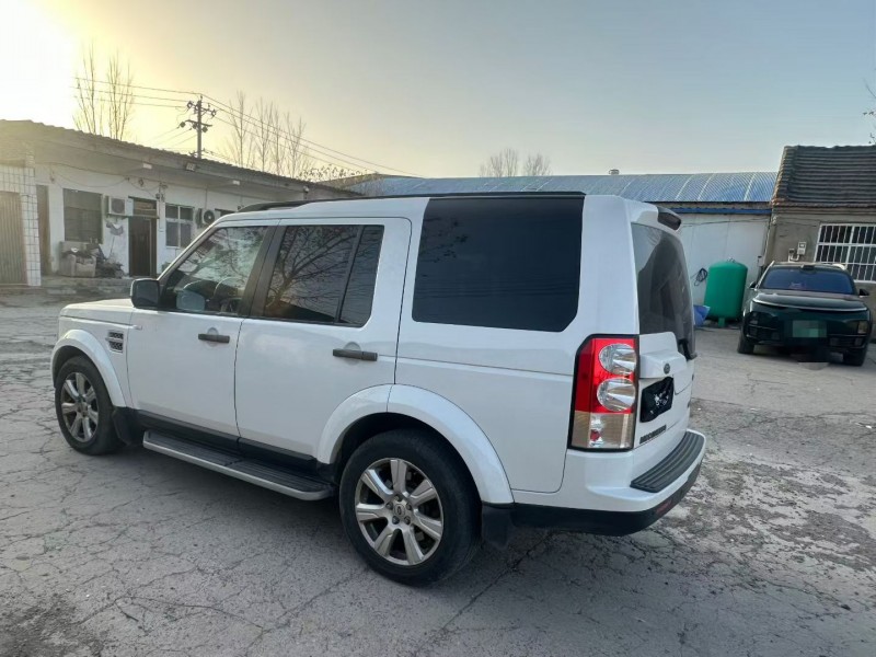 郑州13年路虎发现8