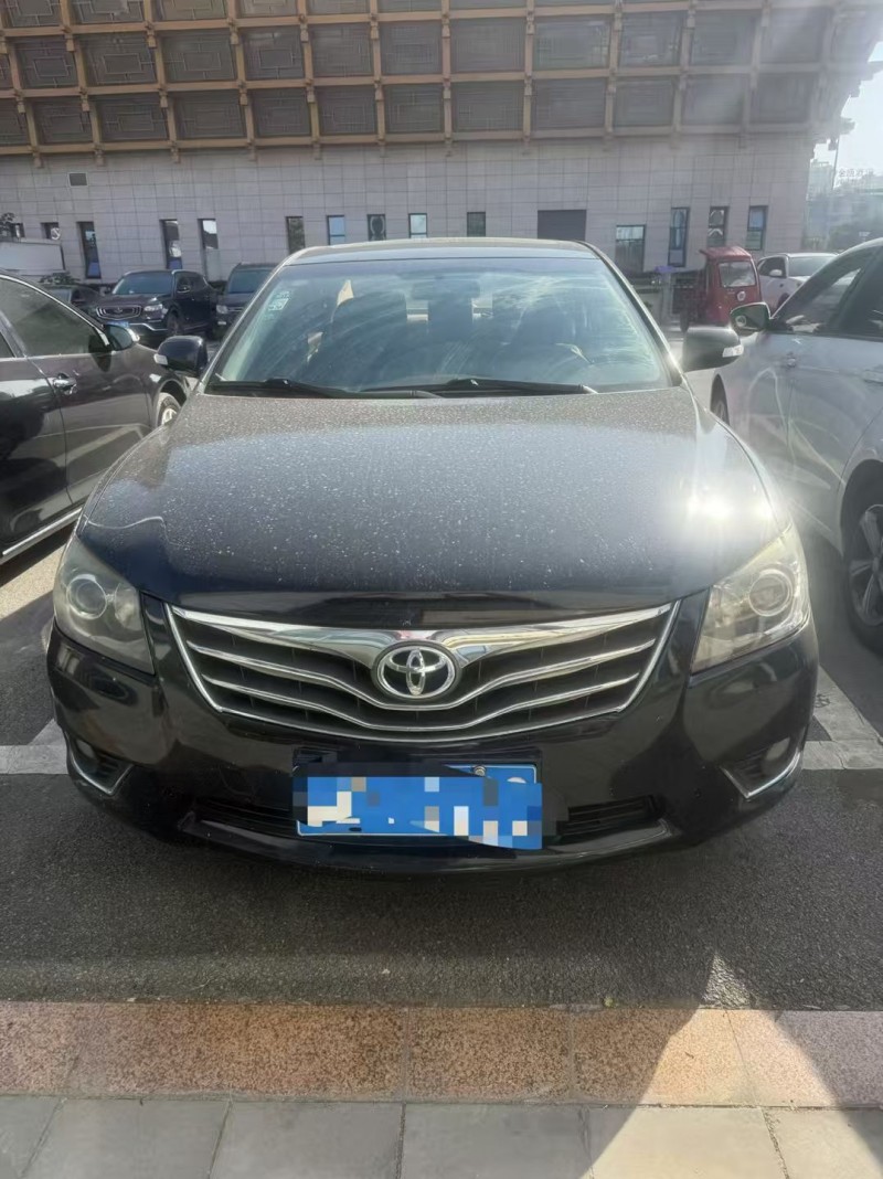 重庆14年丰田凯美瑞1