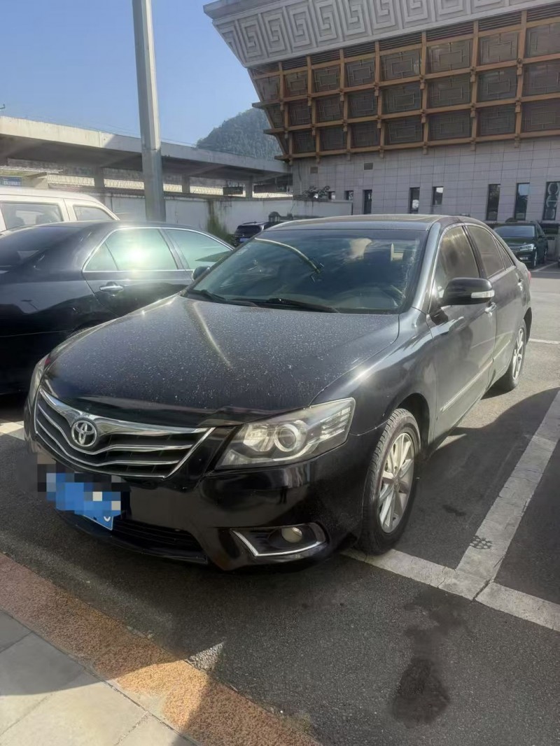 重庆14年丰田凯美瑞6