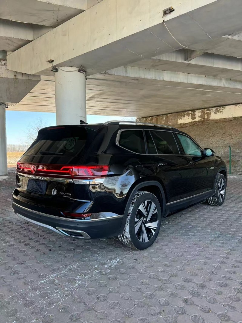 松原23年大众途昂8