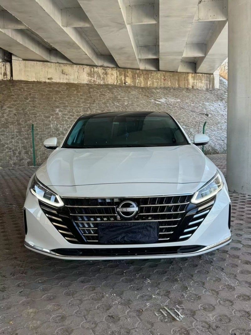 松原24年日产天籁1