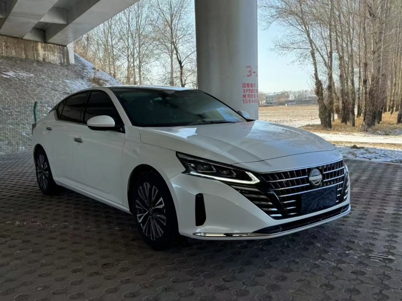 松原24年日产天籁2