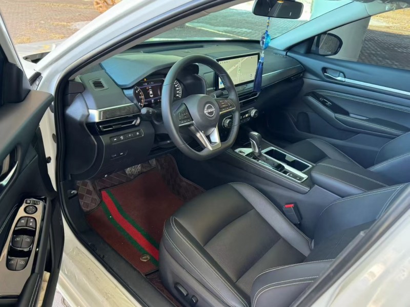 松原24年日产天籁4