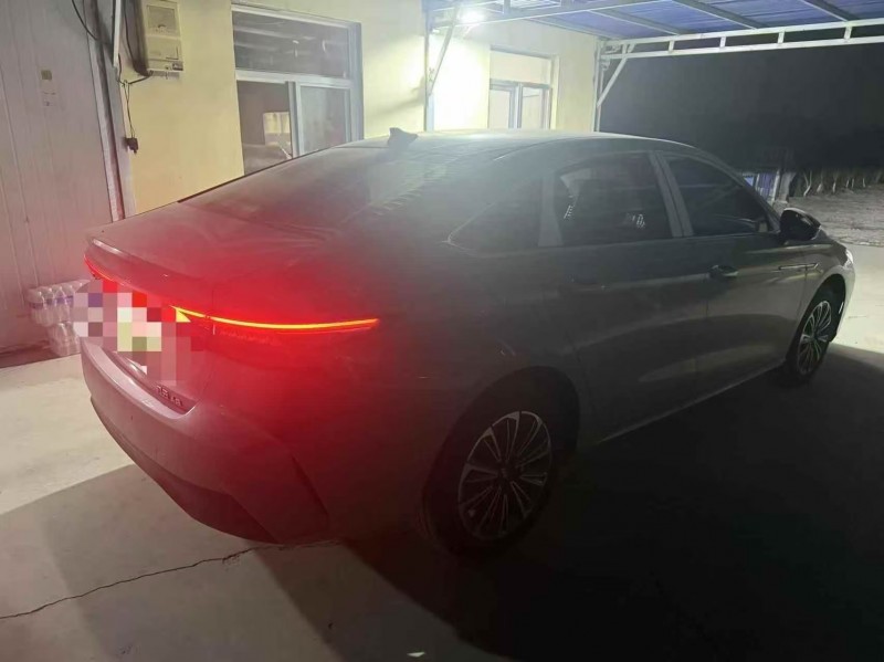 济宁25年奇瑞风云7