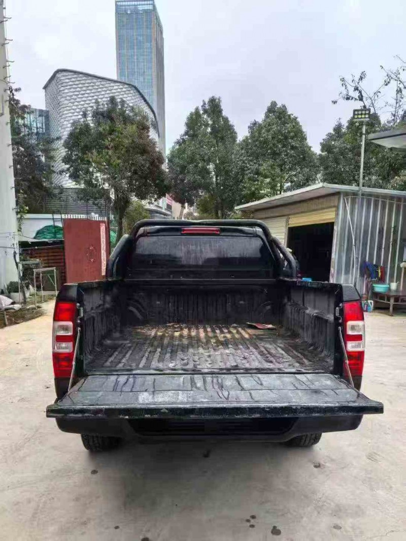 临沧24年五十铃瑞迈9