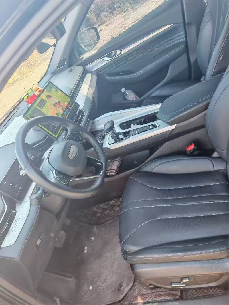 重庆25年吉利星瑞3