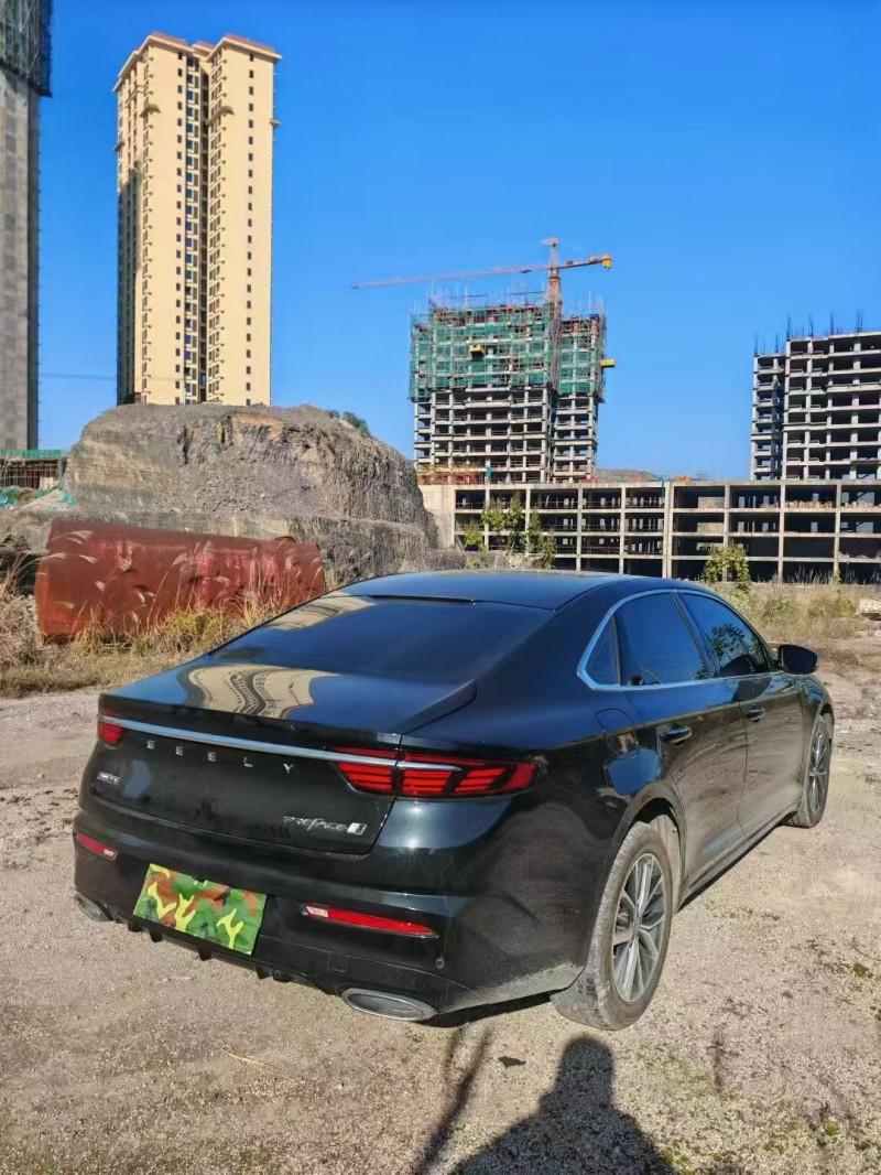 重庆25年吉利星瑞7