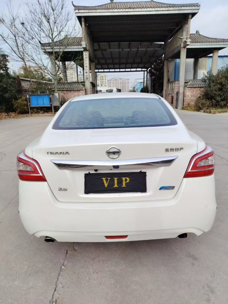 徐州15年日产天籁9