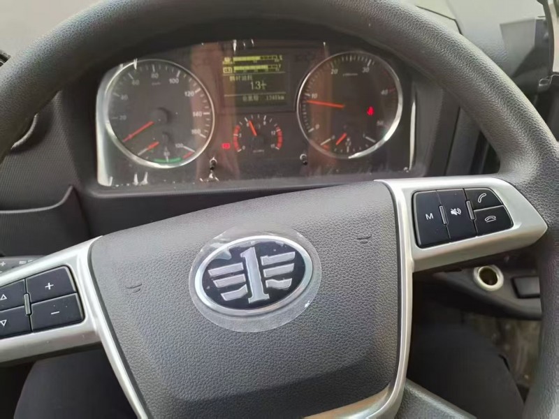 重庆24年解放解放T803