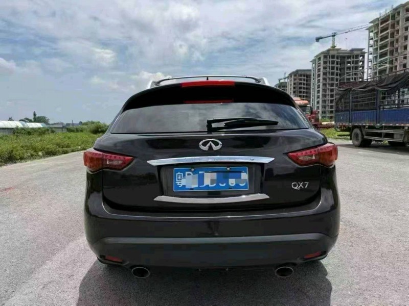 柳州14年英菲尼迪Q706