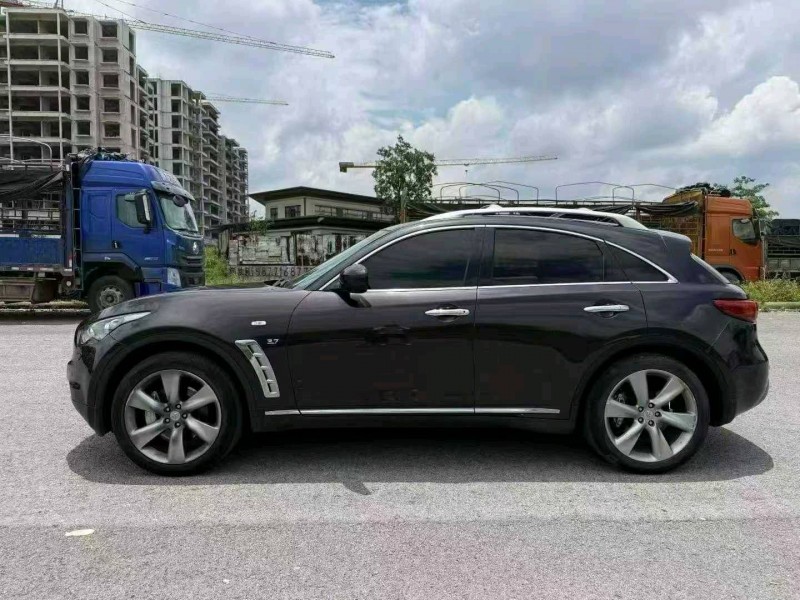 柳州14年英菲尼迪Q709