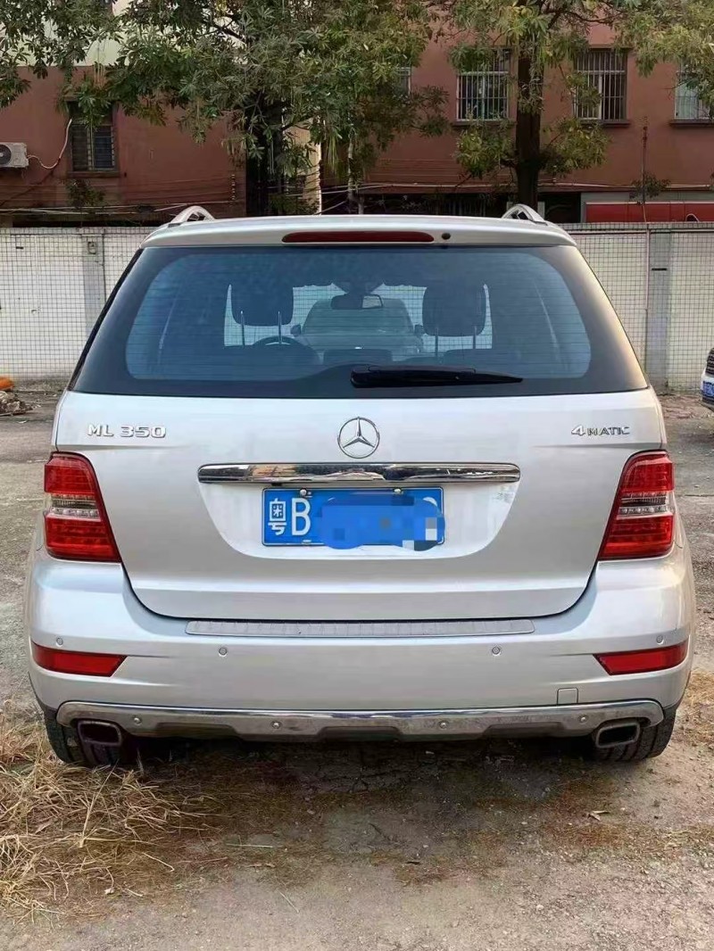 深圳12年奔驰ML9