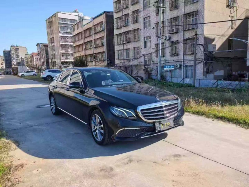 襄阳17年奔驰EQS3