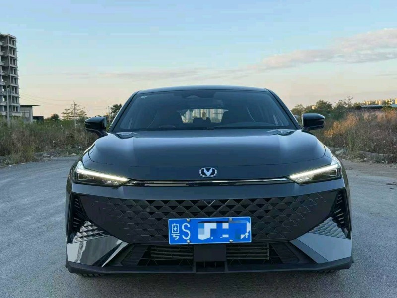 南宁25年长安汽车UNI1