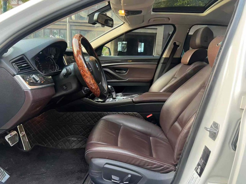 徐州17年宝马5系4