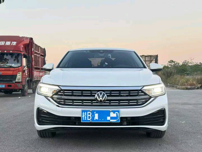 南宁24年大众速腾1