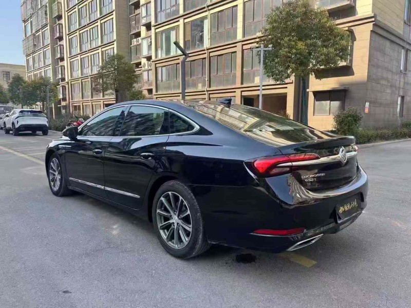 徐州20年别克君越7