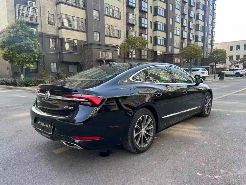 徐州20年别克君越8