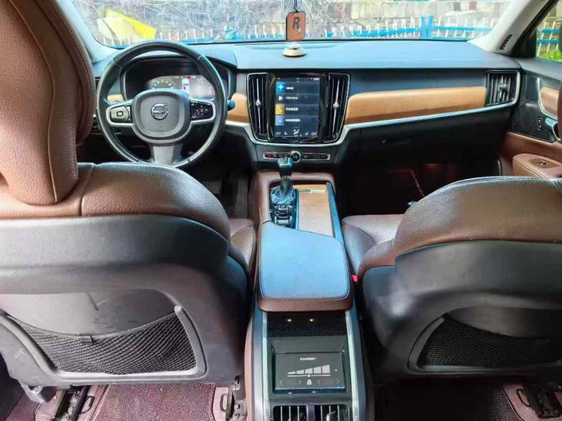 襄阳19年沃尔沃S904