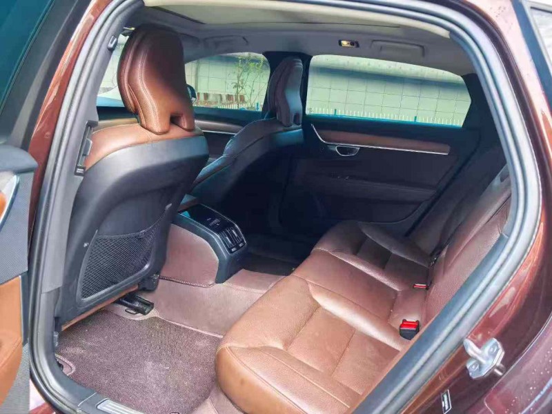 襄阳19年沃尔沃S907