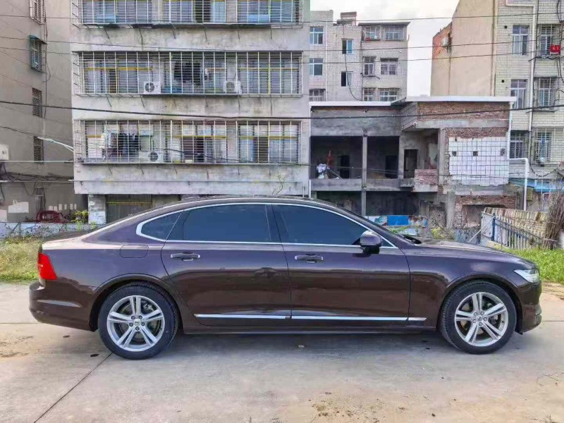 襄阳19年沃尔沃S908