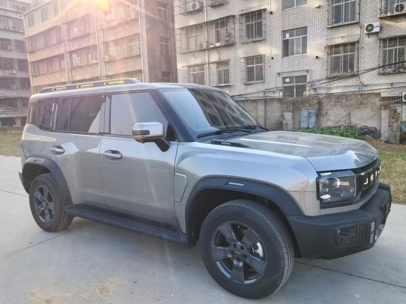 襄阳25年奇瑞捷途2