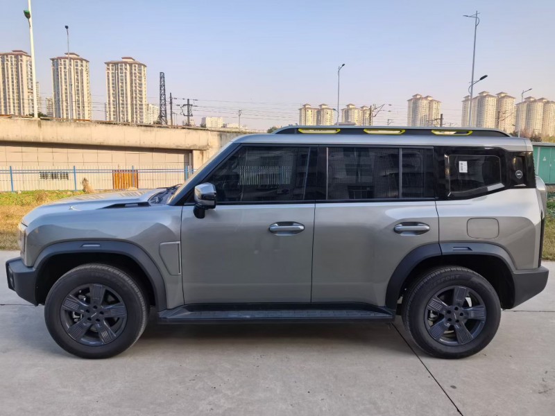 襄阳25年奇瑞捷途8