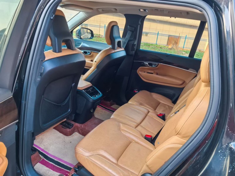 襄阳16年沃尔沃XC907