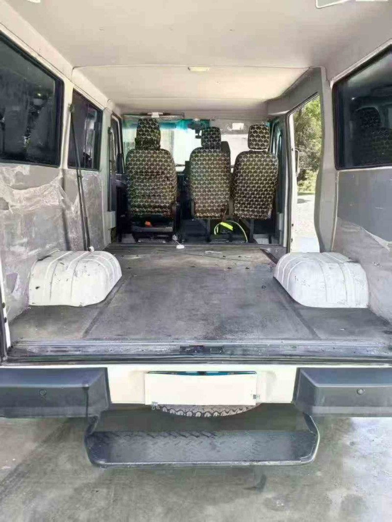 保山23年依维柯得意5