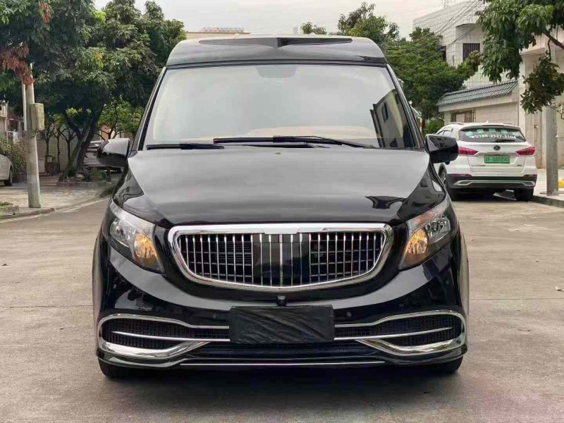 中山23年奔驰威霆1